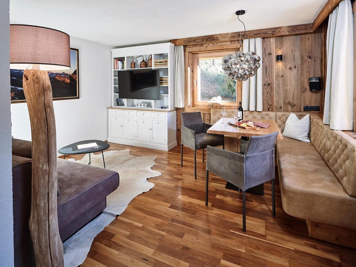 Boutique Apartment Sonnenhang - Incl Rooftop Spa フリース エクステリア 写真
