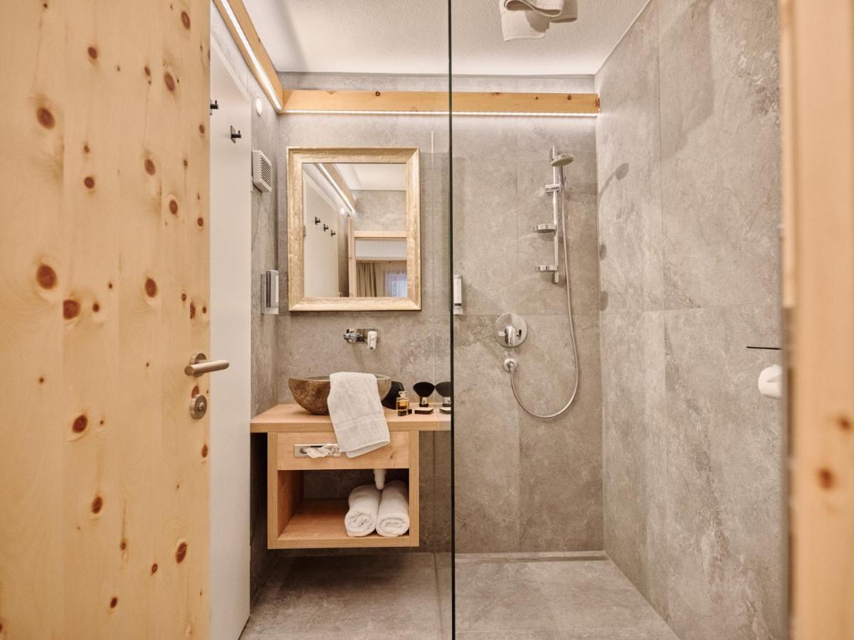Boutique Apartment Sonnenhang - Incl Rooftop Spa フリース エクステリア 写真