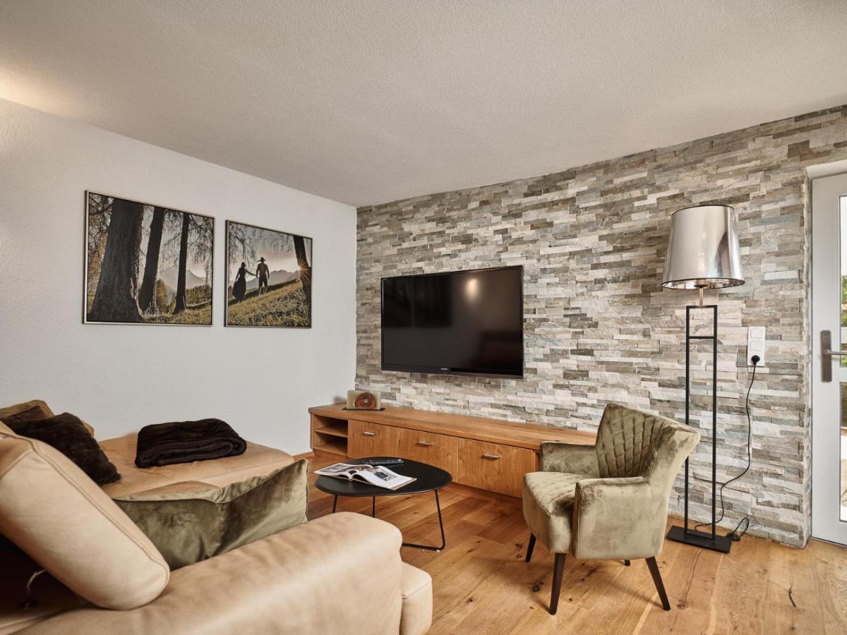 Boutique Apartment Sonnenhang - Incl Rooftop Spa フリース エクステリア 写真