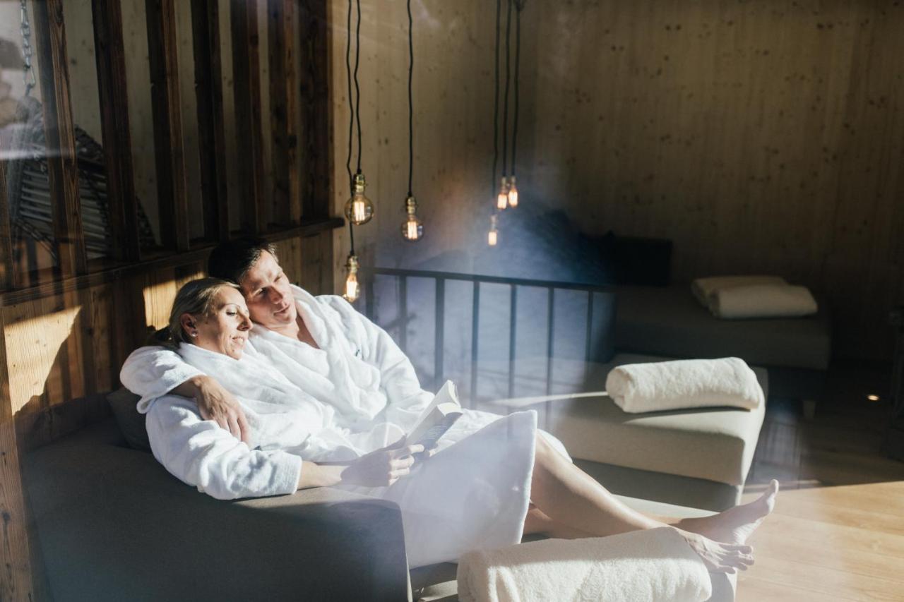 Boutique Apartment Sonnenhang - Incl Rooftop Spa フリース エクステリア 写真
