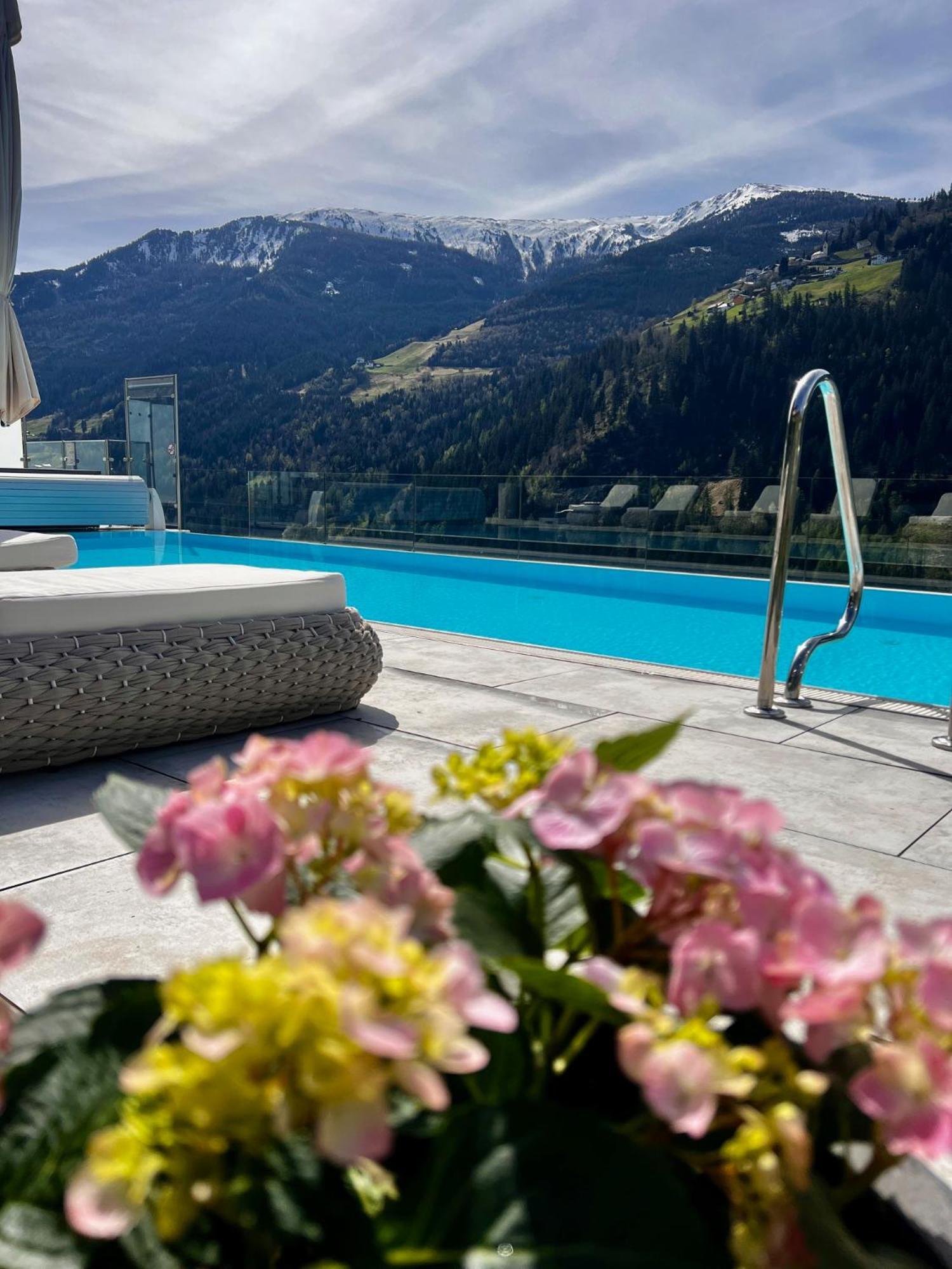Boutique Apartment Sonnenhang - Incl Rooftop Spa フリース エクステリア 写真