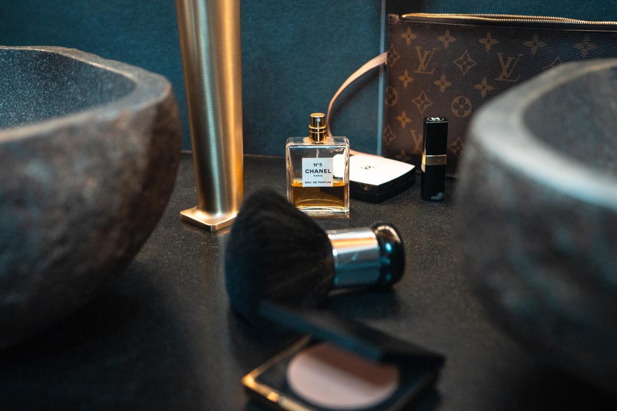 Boutique Apartment Sonnenhang - Incl Rooftop Spa フリース エクステリア 写真